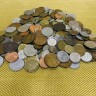 Монеты мира весом. По 1 кг. Состав примерно около 300 монет. Цена за 1 кг.
